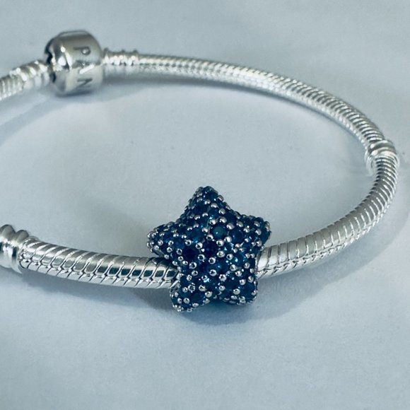 Authentic Pandora Bold Pave Star Charm - Picture 4 of 6